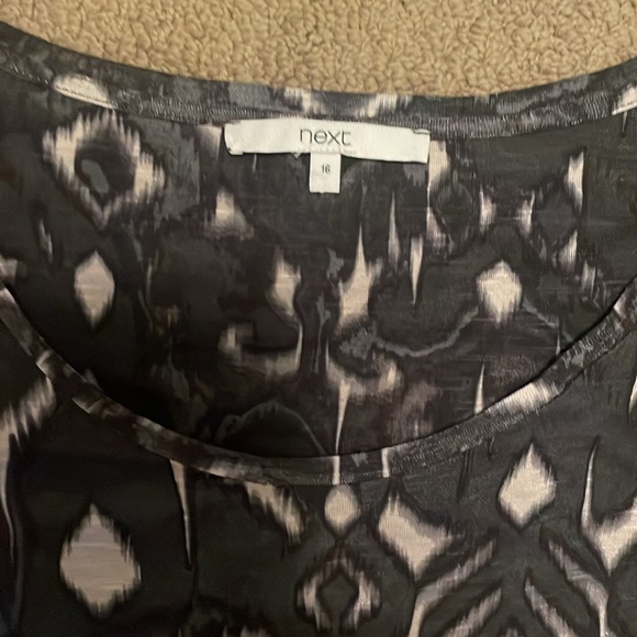 NWOT NEXT UK SPARKLING EMBELLISHED TOP SZ 12 - Picture 6 of 14